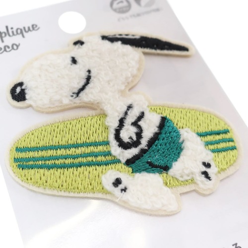 スヌーピー 刺繍 ワッペンステッカー アップリケシール サーフィン サガラ刺繍 ピーナッツ キャラクター グッズ メール便可