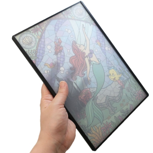 リトルマーメイド アリエル カッティングボード スタンド付き 抗菌 まな板 ステンドグラス風 ディズニープリンセス キャラクター グッズ