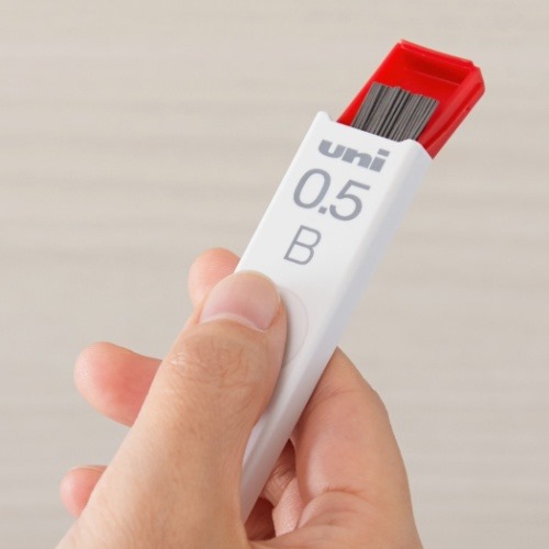 ユニ シャープペン替え芯 uni 替芯 0.3mm 中学生 高校生 大人 グッズ メール便可