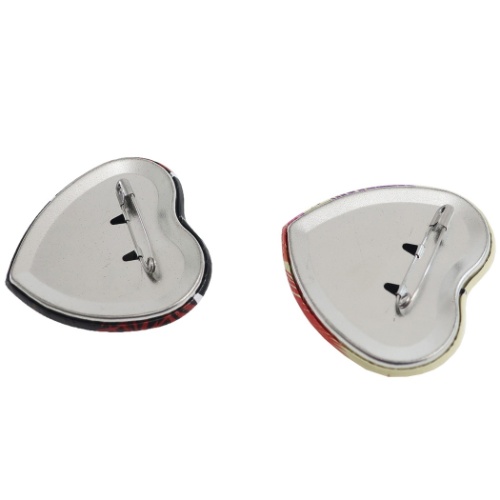 スーサイドスクワッド 極 悪党 集結 缶バッジ ハート型 カンバッジ 2個セット ハーレイクイン DCコミック SUICIDE SQUAD メール便可