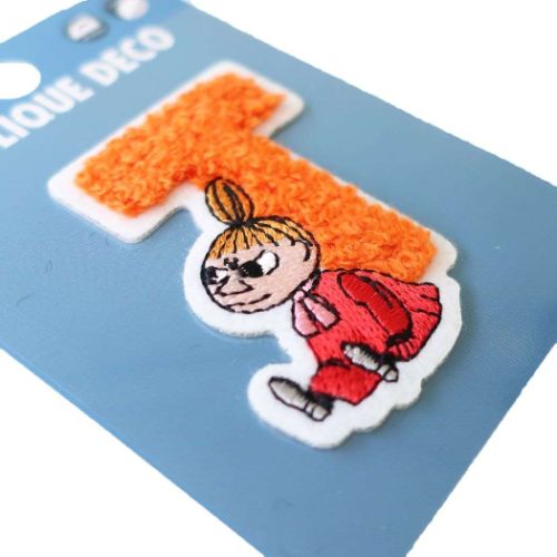 ムーミン ワッペン 刺繍ステッカー イニシャル T リトルミイ 北欧 キャラクター グッズ メール便可