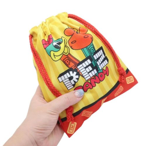 PEZ 巾着袋 きんちゃくポーチ お菓子パッケージ キャラクター グッズ メール便可