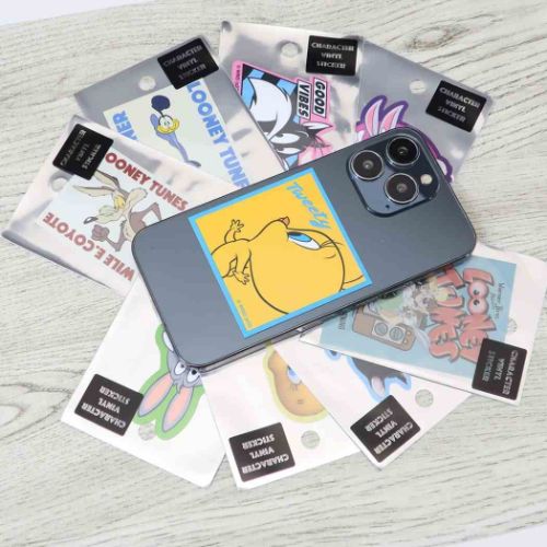 ルーニーテューンズ ダイカットシール ダイカットビニールステッカー 仲間たち LOONEY TUNES キャラクター グッズ メール便可