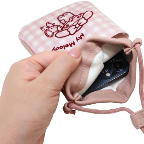 マイメロディ スマホポーチ IIIIpocket スマートフォンポーチ サンリオ キャラクター グッズ メール便可