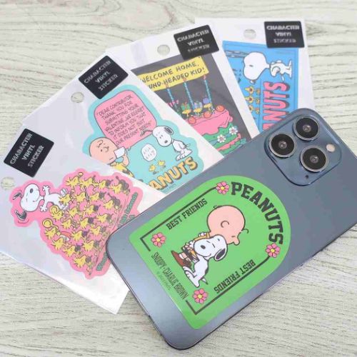 スヌーピー キャラクターステッカー ダイカットシール びっくり ピーナッツ キャラクター グッズ メール便可