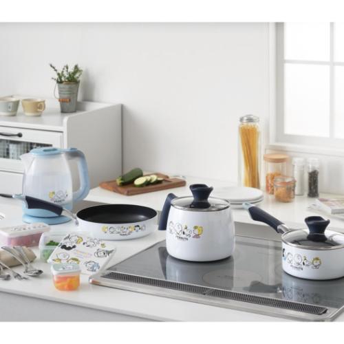 スヌーピー 保存容器 シール容器4pcセット A ピーナッツ キャラクター グッズ