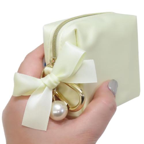 ポケットモンスター ミニポーチ カラビナ付きミニポーチ ピカチュウ&ピチュー ポケピース ポケモン キャラクター グッズ