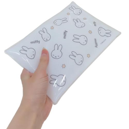 ミッフィー 保冷剤 ダイカットカバー付き保冷剤 ディックブルーナ 絵本キャラクター グッズ メール便可