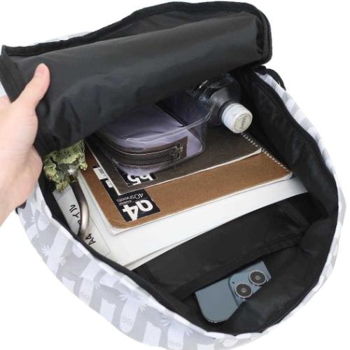 ムーミンxOUTDOOR リュック デイバッグ ニョロニョロ キャラクター グッズ