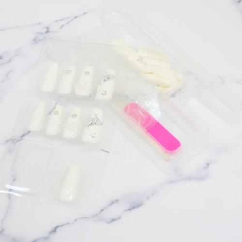 コスメ雑貨 ネイルチップ ロングスクエアタイプ WHITE JEWEL おしゃれ グッズ メール便可