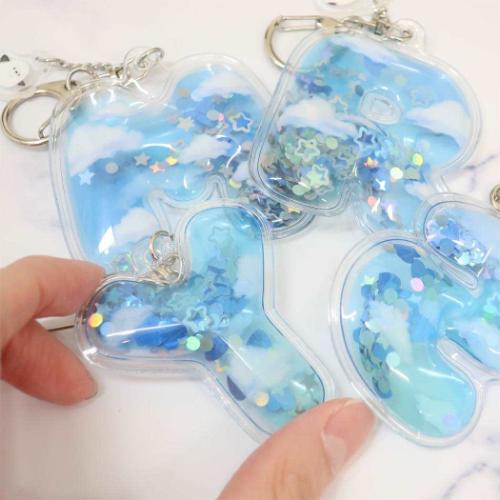 キーリング イニシャルエアーキーホルダー Y かわいい グッズ メール便可