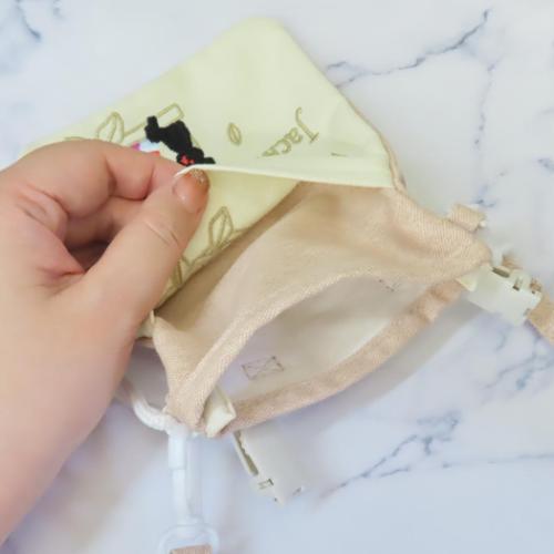 くまのがっこう スマホポーチ ショルダーポーチ まどべのジャッキー 絵本キャラクター グッズ メール便可