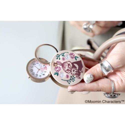 ムーミン 懐中時計 NEW刺繍入りハングウォッチ RE 北欧 キャラクター グッズ