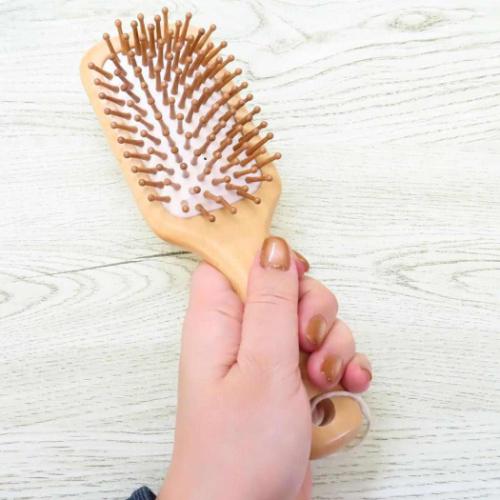 クロミ ヘアブラシ ウッドパドルブラシ サンリオ キャラクター グッズ