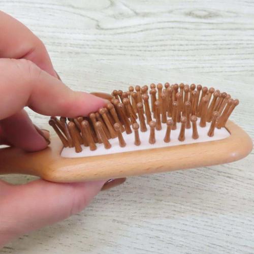 クロミ ヘアブラシ ウッドパドルブラシ サンリオ キャラクター グッズ