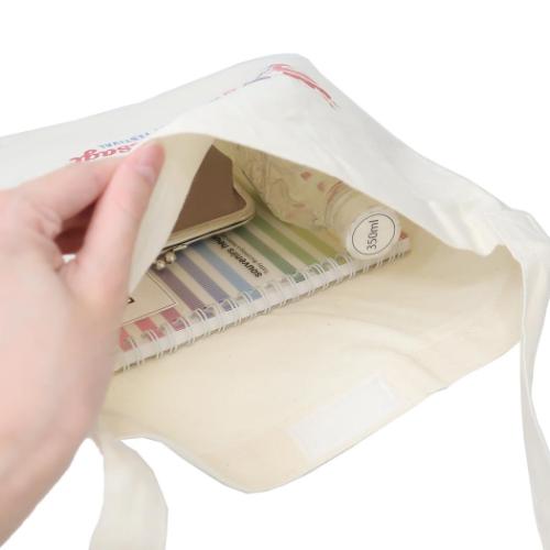 カナヘイの小動物 ショルダーバッグ サコッシュ たべあるき キャラクター グッズ メール便可