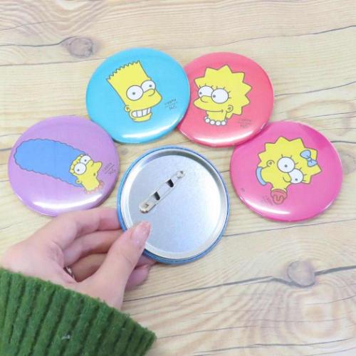シンプソンズ 缶バッジ カンバッジ マギー フェイス キャラクター グッズ メール便可