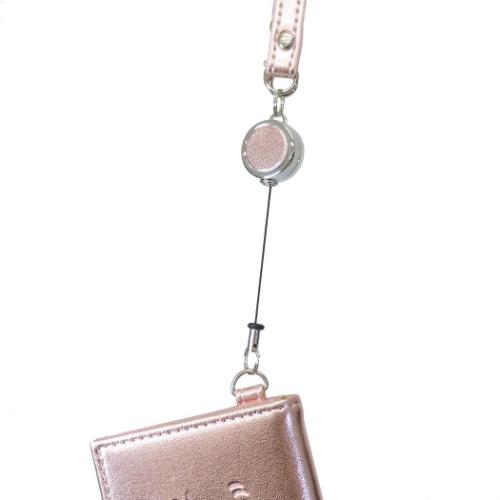 スヌーピー 定期入れ 2つ折りパスケース メタリックスヌーピー PK ピーナッツ キャラクター グッズ メール便可