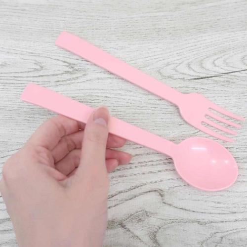 ハローキティ スプーン＆フォーク付きお弁当箱 カトラリー付ランチボックス2段 1000ml 水彩コスメ サンリオ キャラクター グッズ