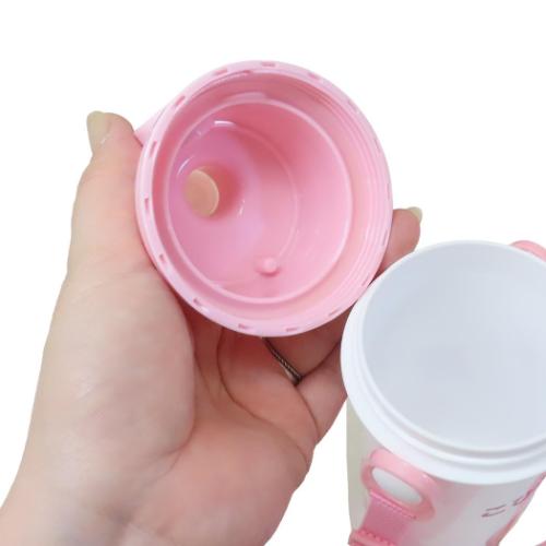 こびとづかん 水筒 抗菌食洗器対応直飲プラワンタッチボトル 480ml カクレモモジリ キャラクター グッズ