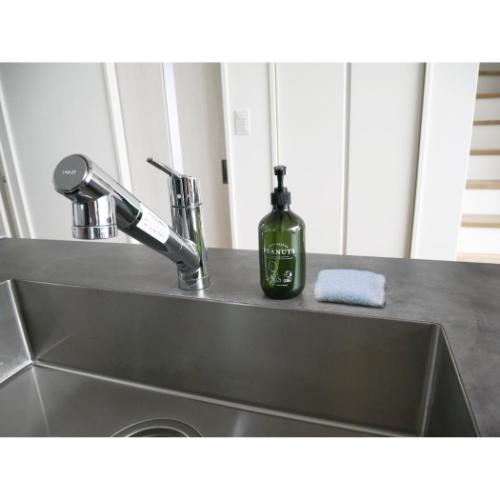 スヌーピー 詰め替えボトル ソープディスペンサー グリーン ピーナッツ キャラクター グッズ