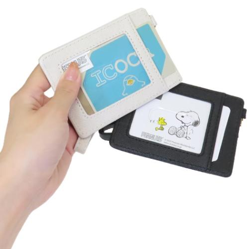 スヌーピー 定期入れ リール付き単パスケース ブラック ピーナッツ キャラクター グッズ メール便可