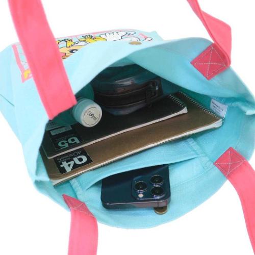 クレヨンしんちゃん 手提げかばん 刺繍トートバッグ 集合 アニメキャラクター グッズ メール便可