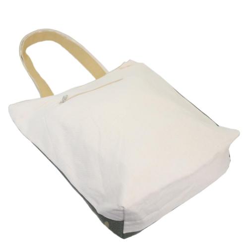 トートバッグ 前ポケットトートバッグ くるみ かわいい グッズ メール便可