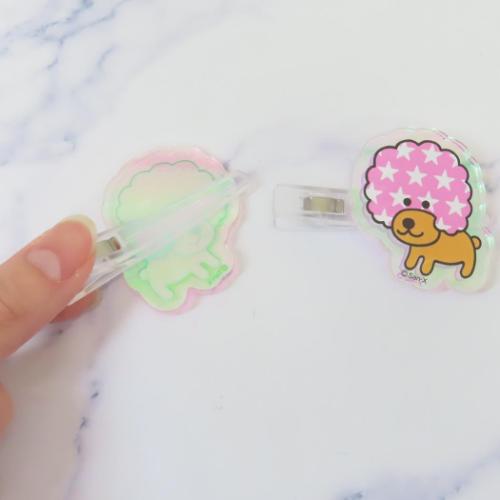 アフロ犬 ヘアアクセ オーロラアクリルヘアクリップ スーパーアフロ犬 キャラクター グッズ メール便可