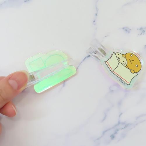 こげぱん ヘアアクセ オーロラアクリルヘアクリップ いちごパン キャラクター グッズ メール便可