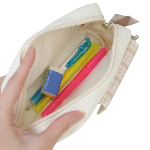 ペンケース シークレットポケットペンポーチ プチエトワールディア アイボリー かわいい 大容量 グッズ