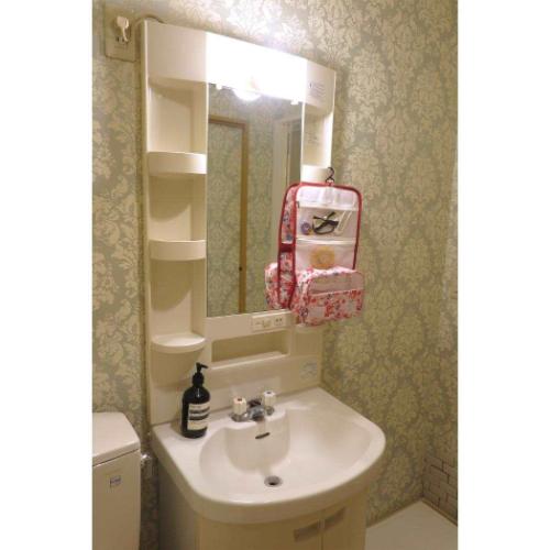 スイマーxサンリオキャラクターズ ハンギングポーチ トラベルポーチ ピンク SWIMMERxSANRIO キャラクター グッズ メール便可