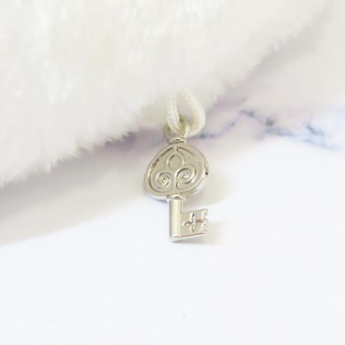 チャーミーキティ 定期入れ フェイスパスケース 平成キャラシリーズ 胸キュンメモリーズ サンリオ キャラクター グッズ