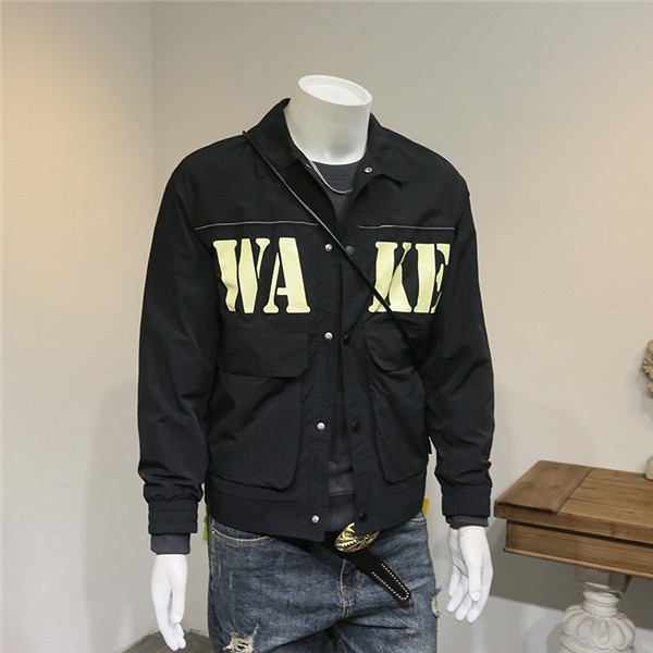 豊富な通販 ジャケット ロゴ シンプル 上品 高級感の通販はau PAY マーケット - 協和屋|商品ロットナンバー:494681629 メンズ ビジネス ライトアウター 立ち襟 ブルゾン フォーマル 印字 最新品低価