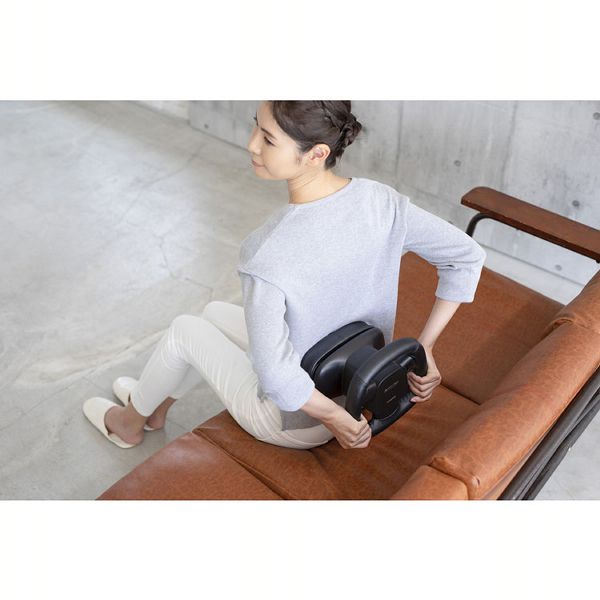 スライヴTHRIVEマッサージャーマッサージ器首肩腰背中広範囲ハンディマッサージハンディハンディマッサージャーブラック 