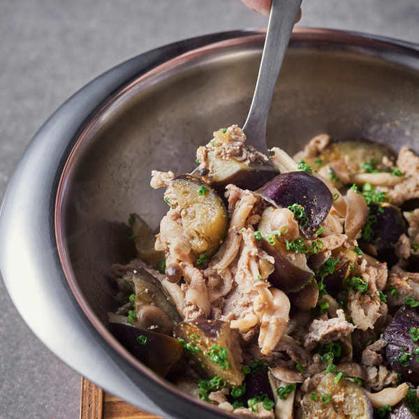 マイヤーコーティングフリー多層鋼スタイリッシュマルチに活躍優れた蓄熱性オーブン使用可能IH対応土鍋としてもスタッキング可能マイヤーニューパン24cmガラス蓋付