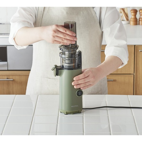 スロージューサー健康コンパクト栄養素が壊れにくい生きた酵素スムージーフレッシュジュースお手入れ簡単デザイン家電ラドンナミニスロージューサー