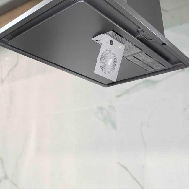 スリム角度デスクファン充電マグネットリモコン持ち運べる小さくてリモコン付きスリムデスクファン株式会社YARD 