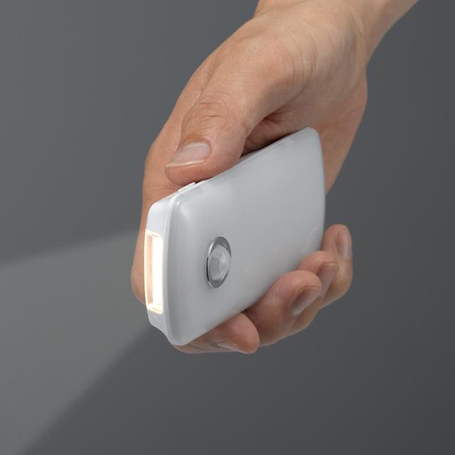 ナイトライトセンサーライト人感センサー明暗センサーLEDコンセント式懐中電灯自動点灯無接点充電式人感明暗ナイトライト小ホワイト