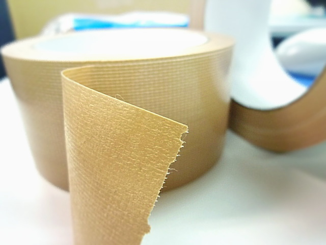 【天然オレンジ成分で強力にノリはがし！】業務用シールはがしクリーナー30