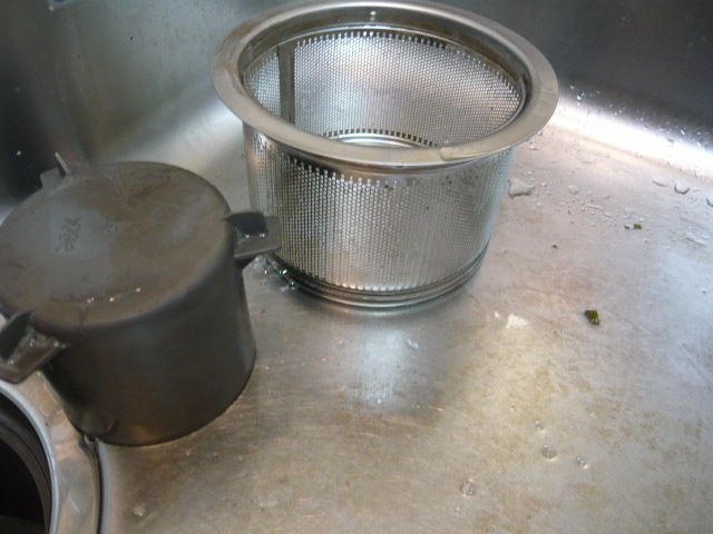 キッチンシンクのサビ落とし
