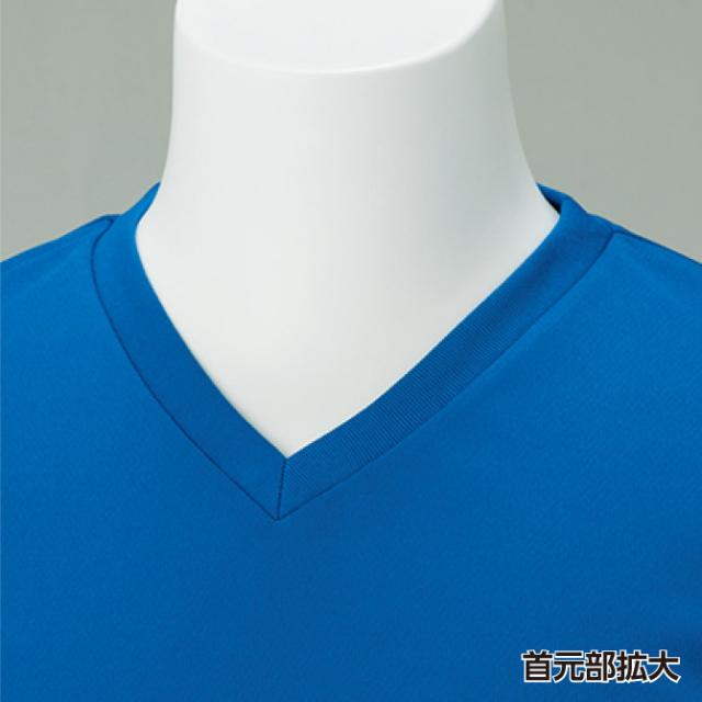 VネックTシャツ