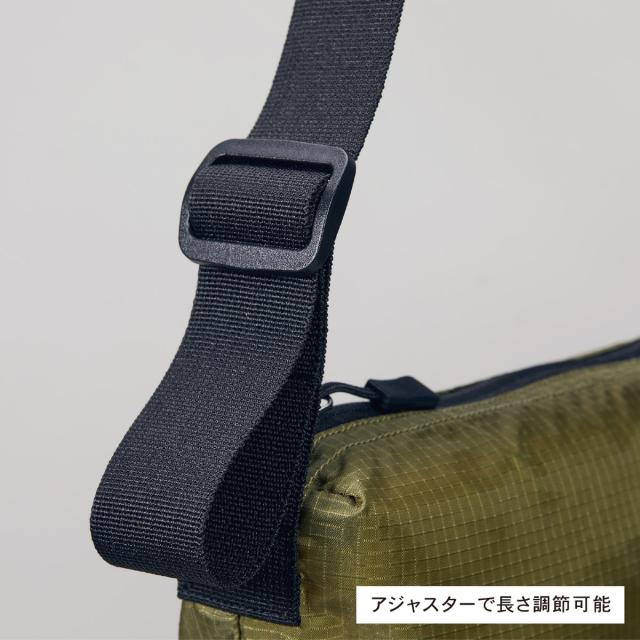 ライトナイロンリップストップショルダーバッグ