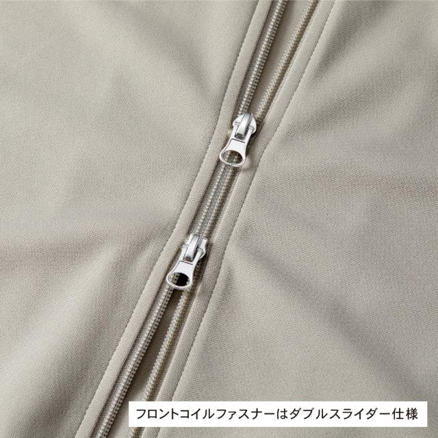 トラックジャケット