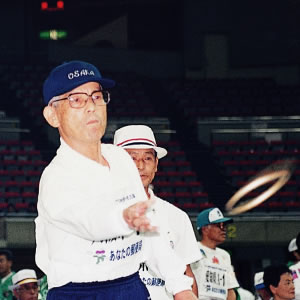 【レジャー・ニュースポーツ スポーツ輪投げ】クロリティー