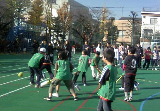 【レジャー・ニュースポーツ室内ホッケー】ピロポロ