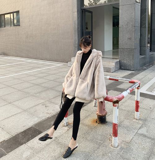 について 全2色 あったか ナチュラル シンプル 無地 大人かの通販はau PAY マーケット - URUBEI(ウルベイ) au PAY マー レディース アウター コート ボア素材 トレンド 定番 もこもこ ふわふわ ぬくぬく 防寒 マーケット