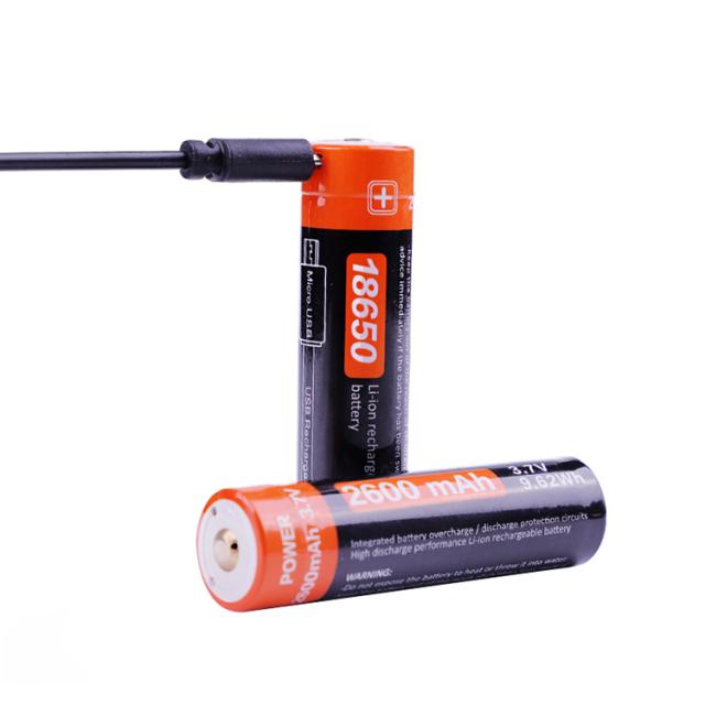 マイクロUSBポート付き18650リチウムイオン電池