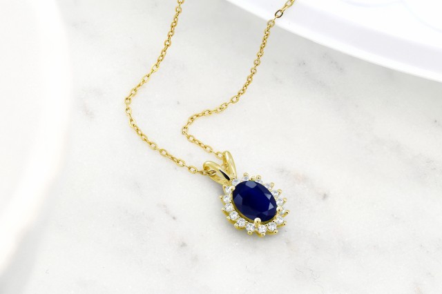 もおすすめ∥ ネックレス 大粒 天然石 9月 誕の通販はau PAY マーケット - Gem Stone King ジュエリー専門店 レディース 2.03カラット 天然 サファイア ペンダント 14金 イエローゴールド(K14) フラワー 花 ヘイロー りしていま