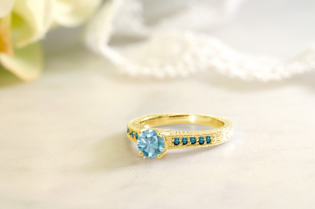 リッジリン 指輪 イエローゴールドコーティング 細工 の通販はau PAY マーケット - Gem Stone King ジュエリー専門 リング レディース 1.37カラット 天然石 ブルージルコン 天然 ブルーダイヤモンド シルバー925 ブランド